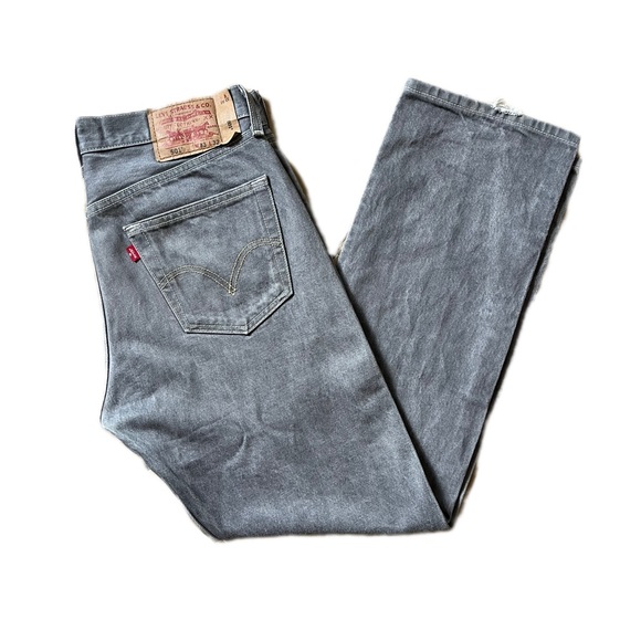 Levi’s 501 original fit jeans - Picture 2 of 4